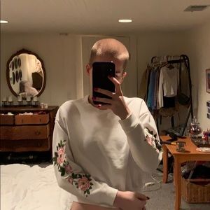 Floral embroidered sweatshirt